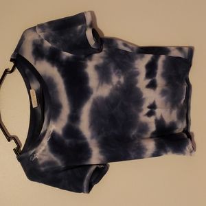 La hearts, Medium, blue and white.